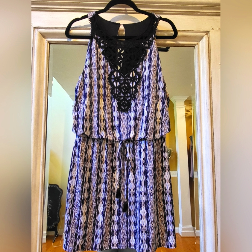 White House Black Market Womens Size Medium Multicolor Crochet Sleeveless Dress
